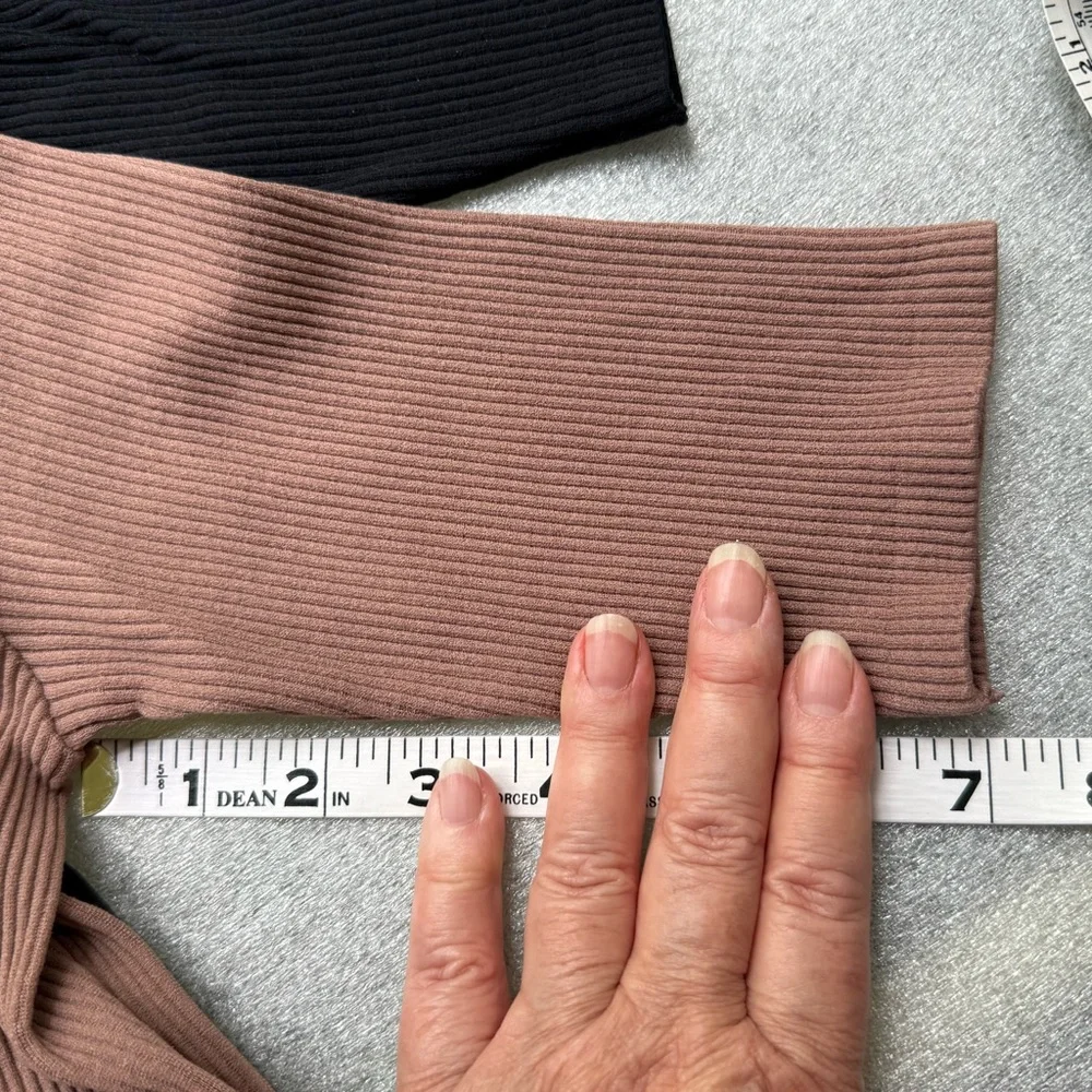 1x$10 or 2x$15 Bundle! Lot of 3 BodySuits - Black, Brown & Black sheer shoulder - Picture 16 of 16